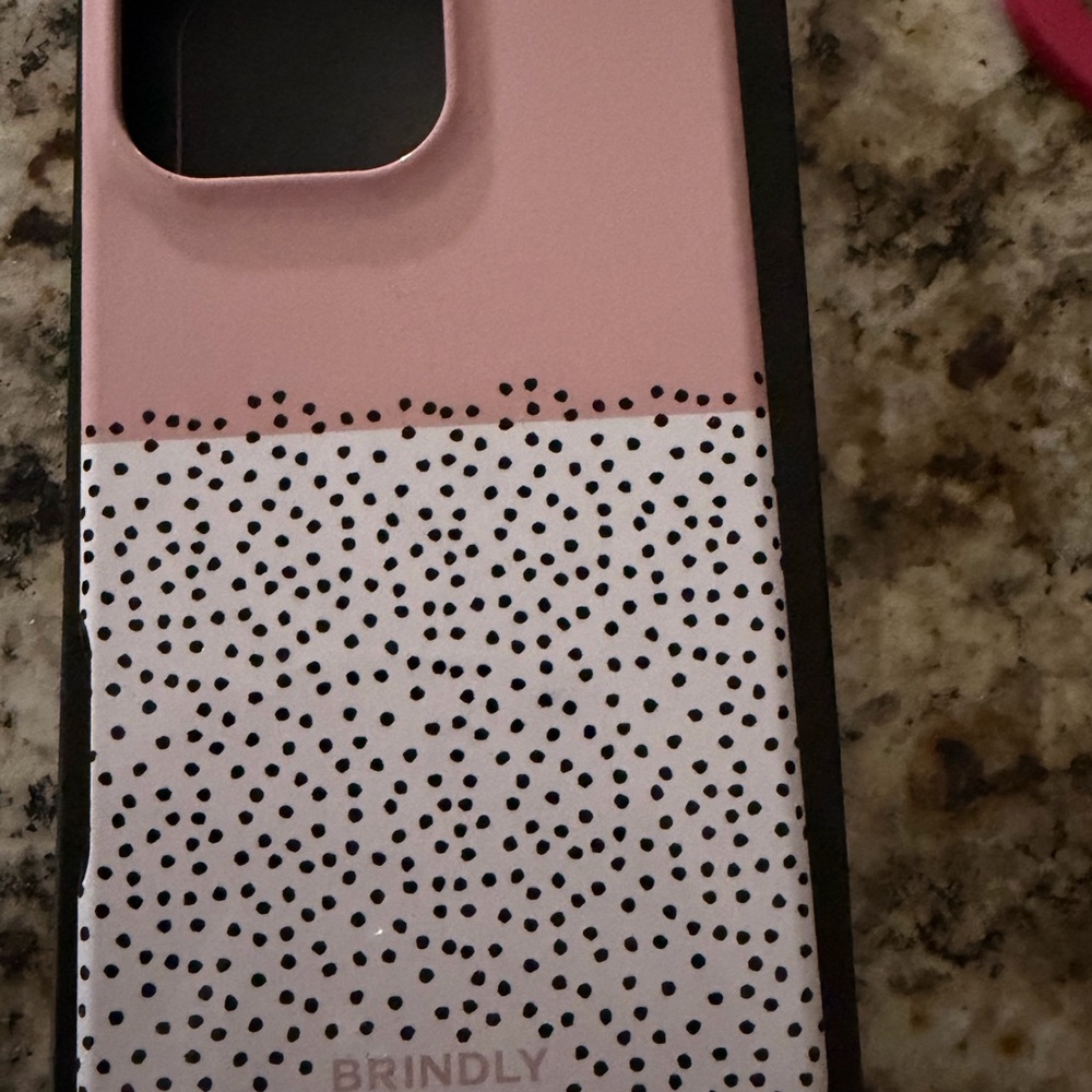 kate spade Pink and Black iPhone 16 Pro Max Case Collection - Picture 5 of 6